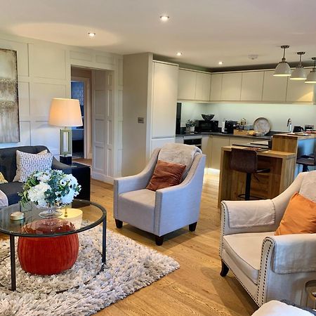 #8 Brunel House Luxury Apartment In เกรทมัลเวิร์น ภายนอก รูปภาพ